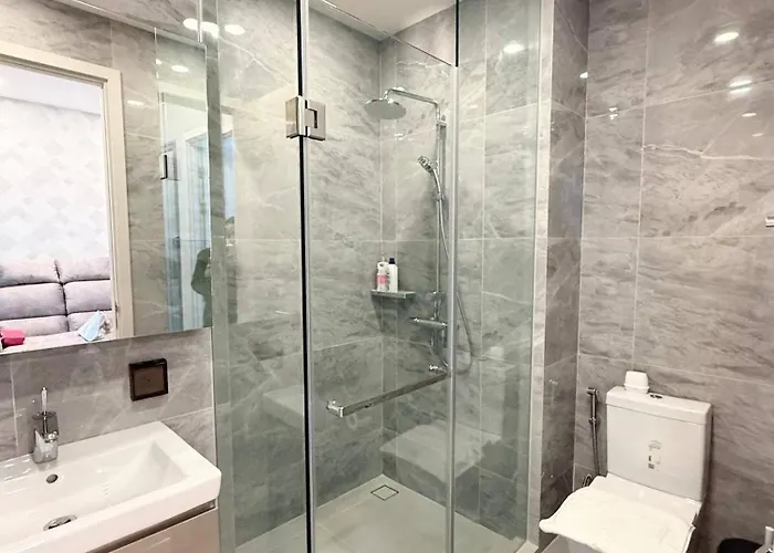 Luxury 1 Bedroom L Bts 2 Mins L Pool And Gym Apartamento Banguecoque