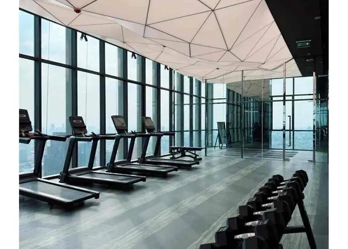 Luxury 1 Bedroom L Bts 2 Mins L Pool And Gym