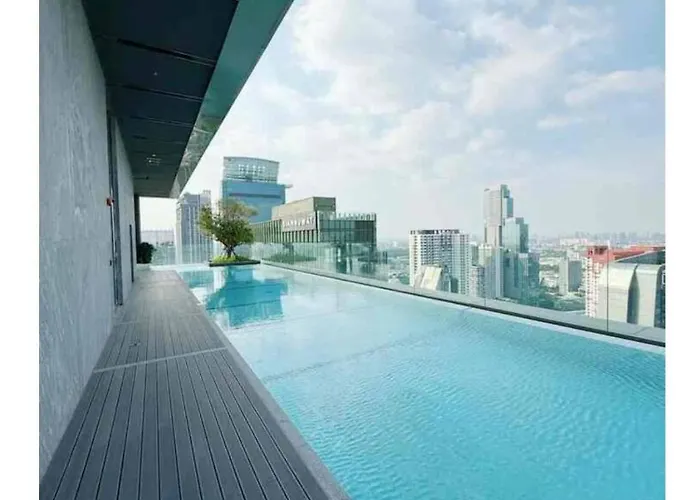 Luxury 1 Bedroom L Bts 2 Mins L Pool And Gym